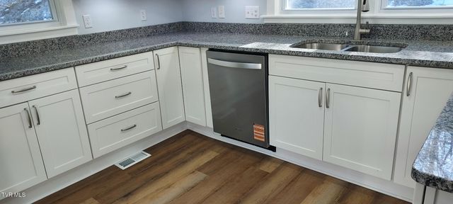 1229 Harrison Avenue, Kingsport, TN 37665