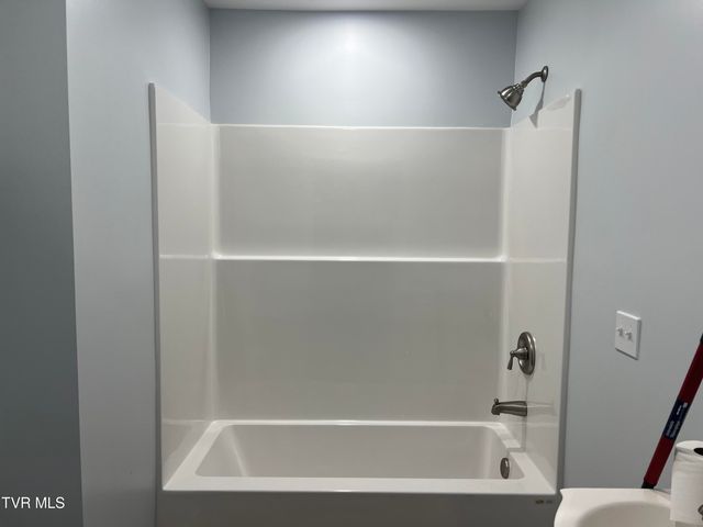 1229 Harrison Avenue, Kingsport, TN 37665