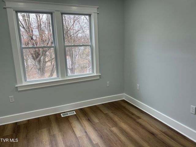 1229 Harrison Avenue, Kingsport, TN 37665