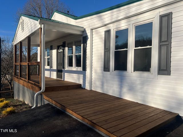 1229 Harrison Avenue, Kingsport, TN 37665