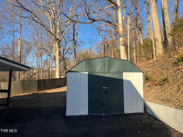 1229 Harrison Avenue, Kingsport, TN 37665