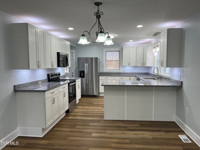 1229 Harrison Avenue, Kingsport, TN 37665