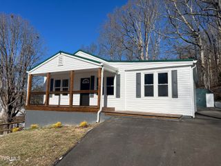 1229 Harrison Avenue, Kingsport, TN 37665