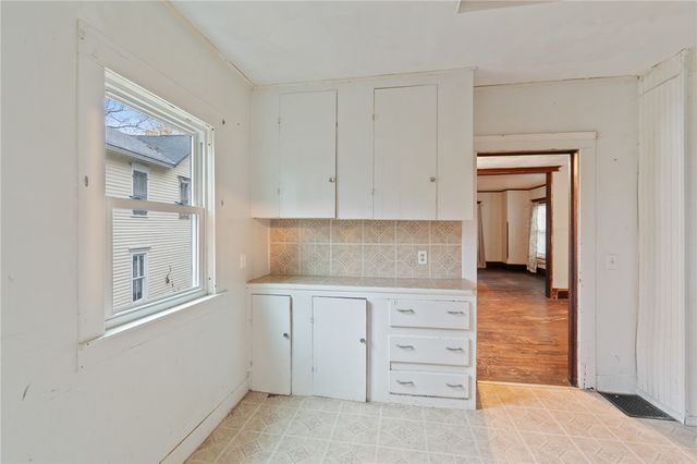 4 Rice Street, Lyons, NY 14489