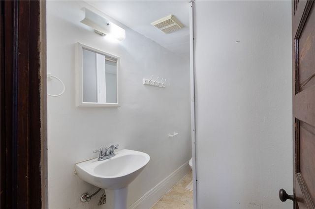 4 Rice Street, Lyons, NY 14489