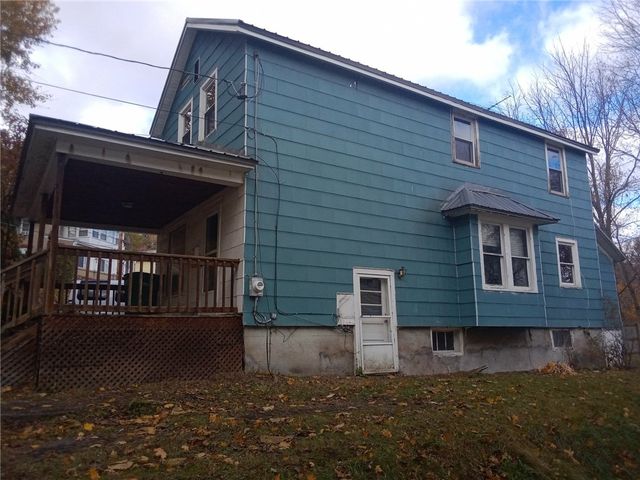 4 Rice Street, Lyons, NY 14489