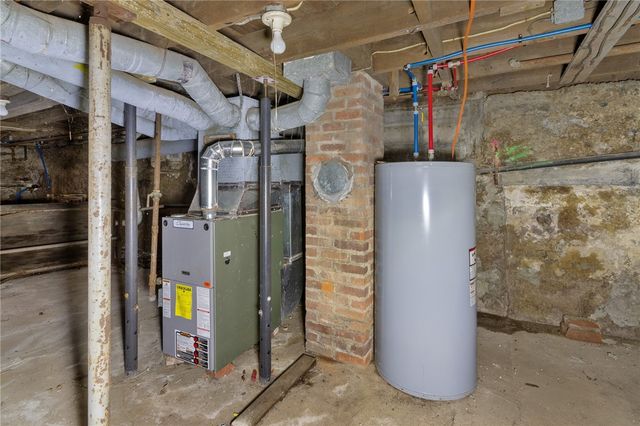 4 Rice Street, Lyons, NY 14489