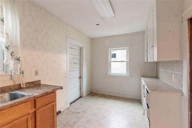 4 Rice Street, Lyons, NY 14489