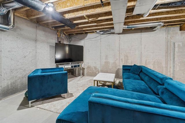 726 MUSTANG LANE, Fond Du Lac, WI 54935