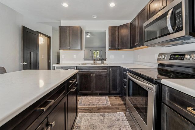 726 MUSTANG LANE, Fond Du Lac, WI 54935