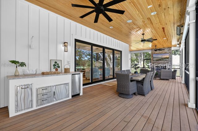 2 Midstream, Hilton Head Island, SC 29928