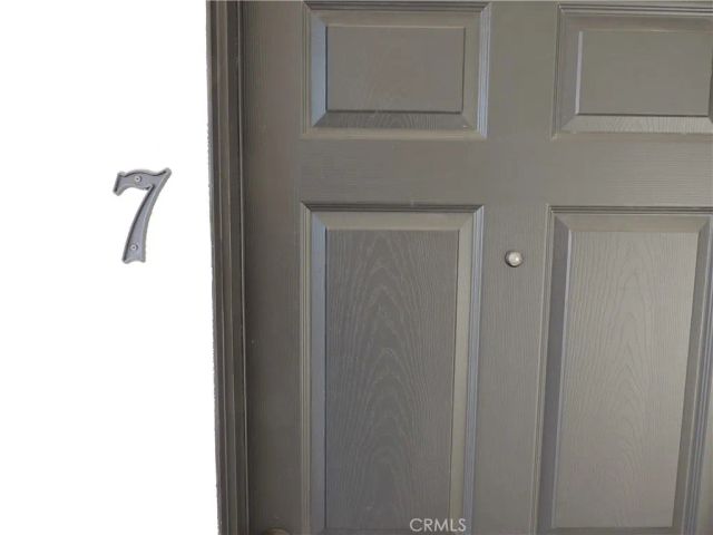 22735 Del Valle Street 7, Woodland Hills, CA 91364