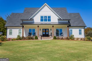 8 Trimble Way SE, Rome, GA 30161