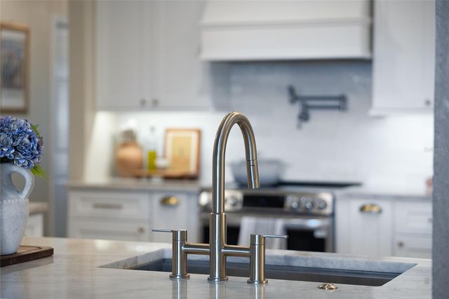 1484 SHOREWOOD COURT, Lakeland, FL 33803