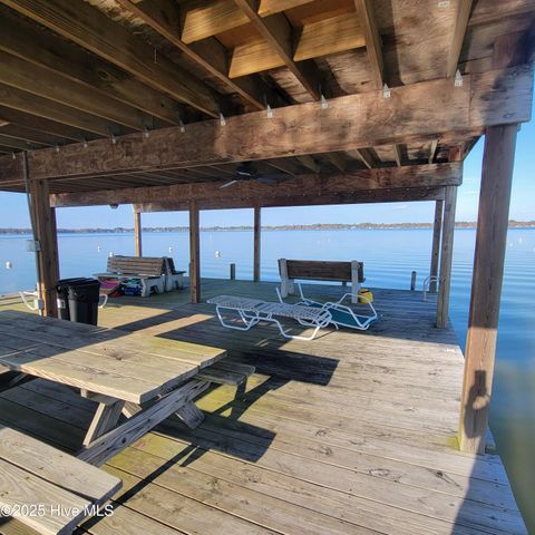 313 Lake Place Condo Drive, Elizabethtown, NC 28337