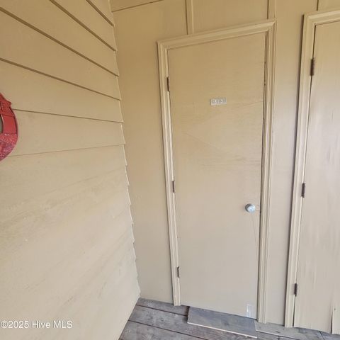 313 Lake Place Condo Drive, Elizabethtown, NC 28337