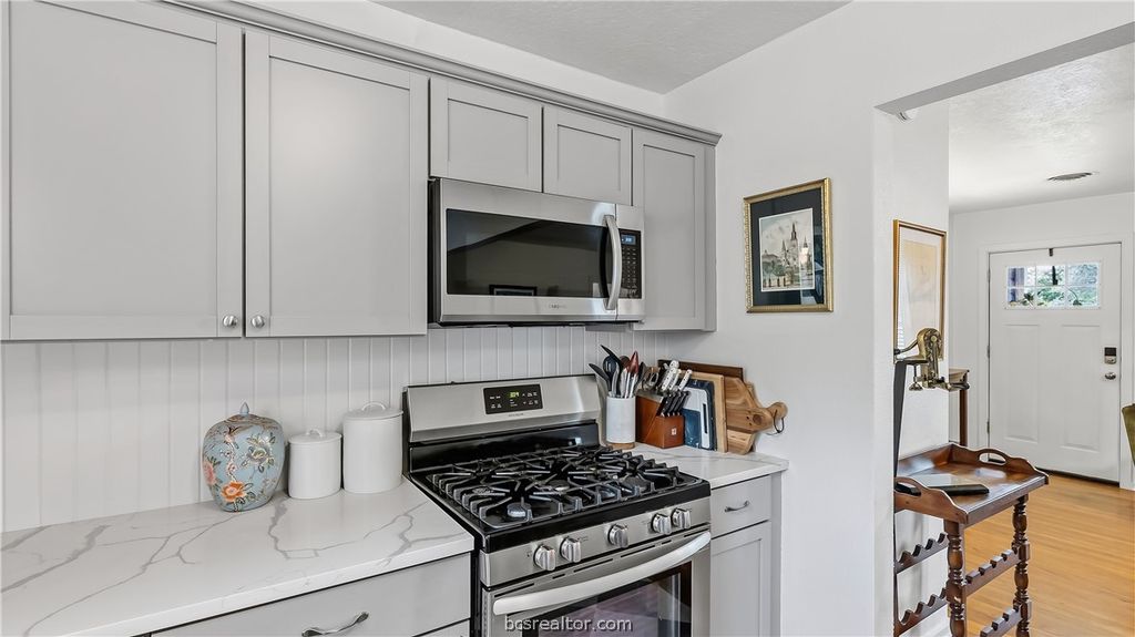 907 North Avenue, Bryan, TX 77802 — photo 5