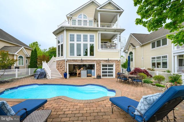 1719 HARBOR DR, Chester, MD 21619
