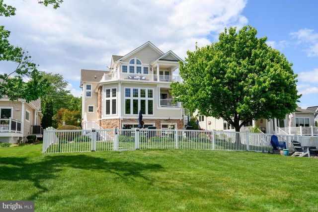 1719 HARBOR DR, Chester, MD 21619
