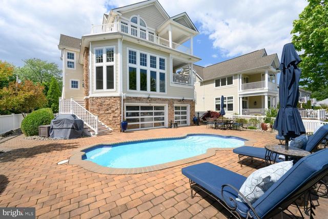 1719 HARBOR DR, Chester, MD 21619