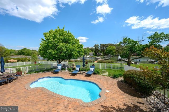 1719 HARBOR DR, Chester, MD 21619