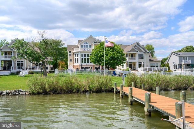 1719 HARBOR DR, Chester, MD 21619