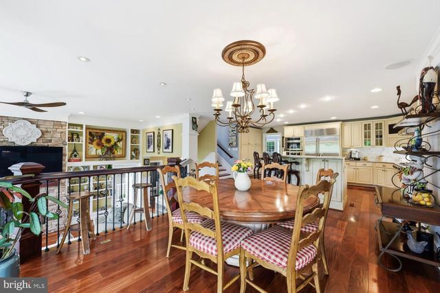 1719 HARBOR DR, Chester, MD 21619
