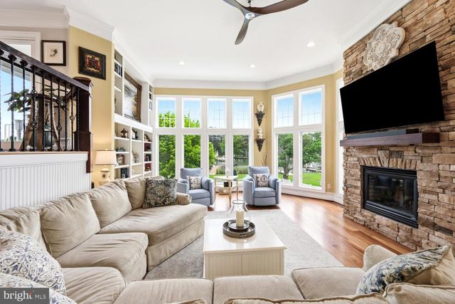 1719 HARBOR DR, Chester, MD 21619