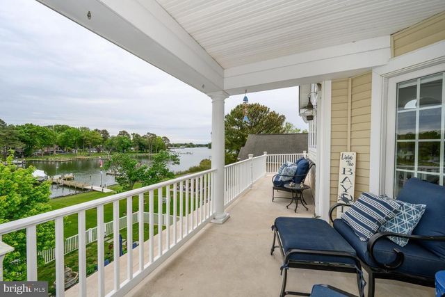 1719 HARBOR DR, Chester, MD 21619