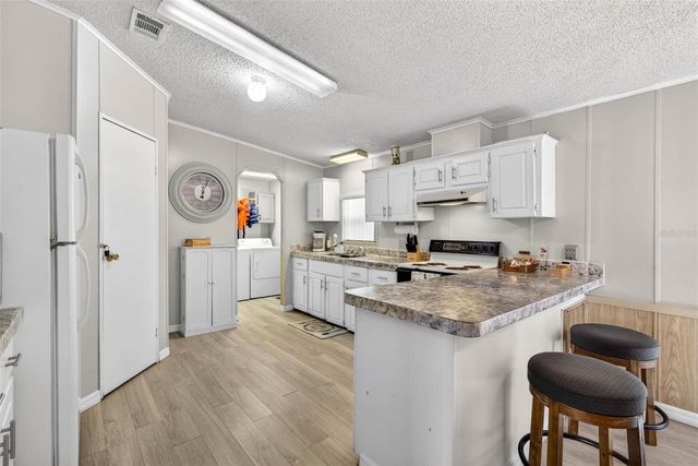 8552 W PEACOCK COURT, Homosassa, FL 34448