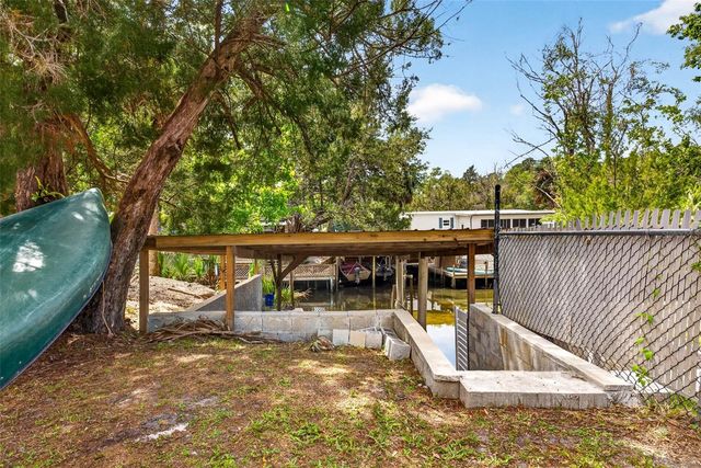 8552 W PEACOCK COURT, Homosassa, FL 34448