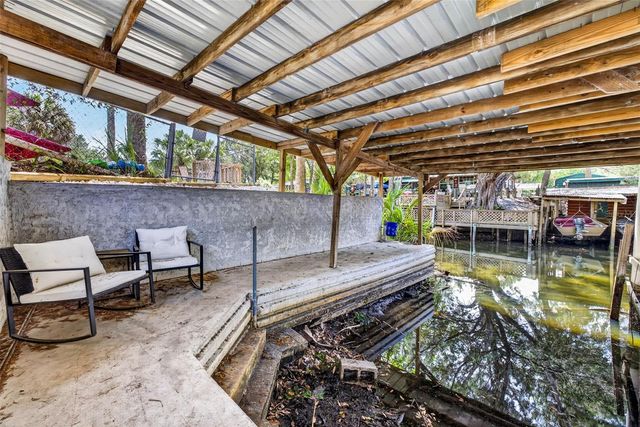 8552 W PEACOCK COURT, Homosassa, FL 34448