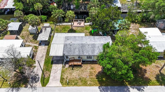 8552 W PEACOCK COURT, Homosassa, FL 34448