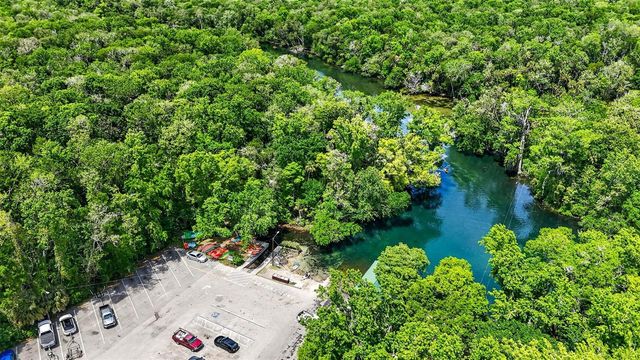 8552 W PEACOCK COURT, Homosassa, FL 34448