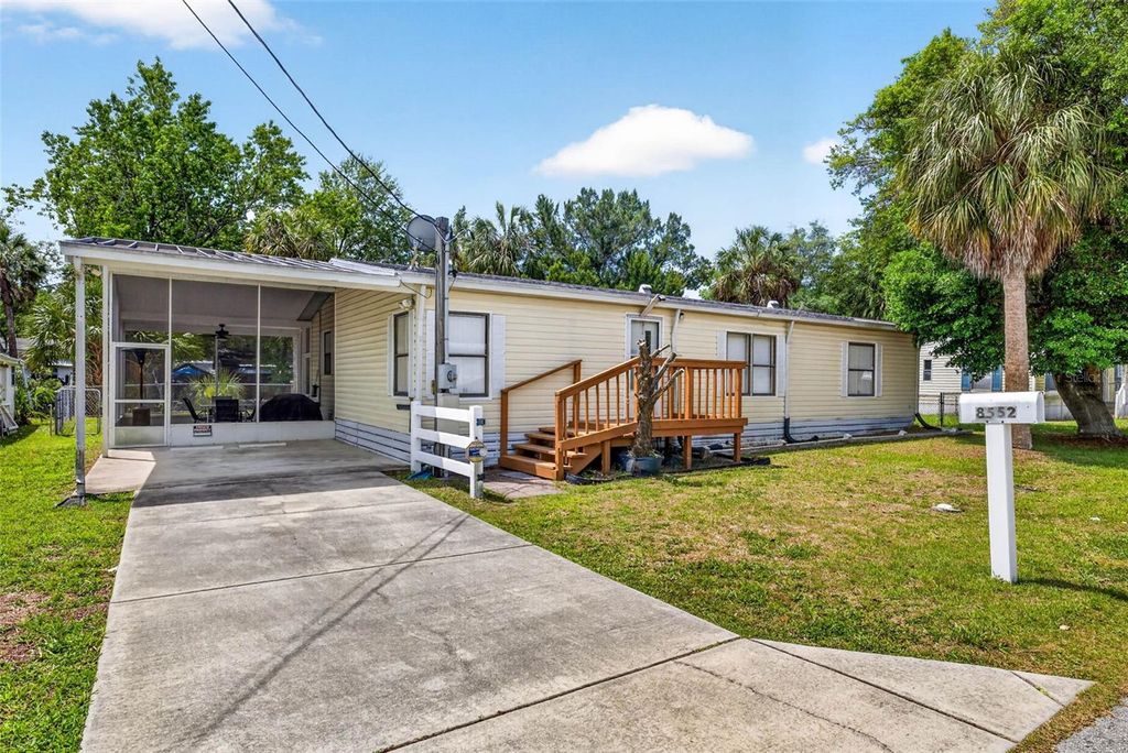 8552 W PEACOCK COURT, Homosassa, FL 34448