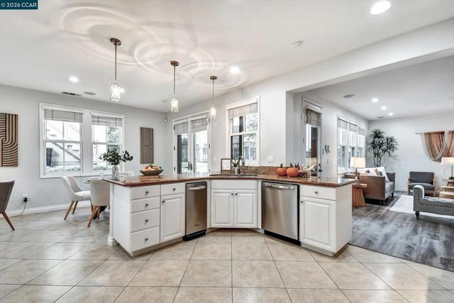 1018 PROMENADE ST., Hercules, CA 94547