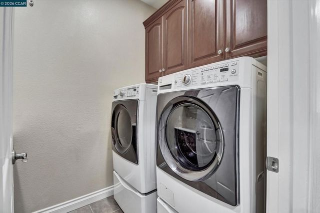 1018 PROMENADE ST., Hercules, CA 94547