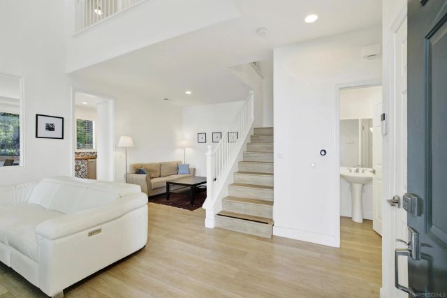 13529 Jadestone Way, San Diego, CA 92130