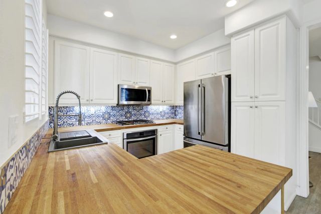 13529 Jadestone Way, San Diego, CA 92130