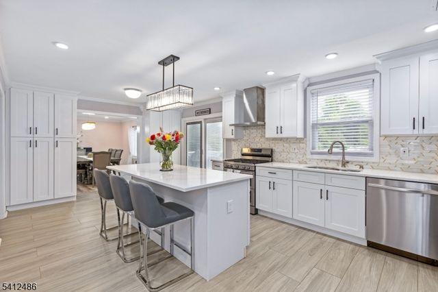 2 Hendrick Pl, Piscataway Twp., NJ 08854