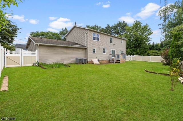 2 Hendrick Pl, Piscataway Twp., NJ 08854