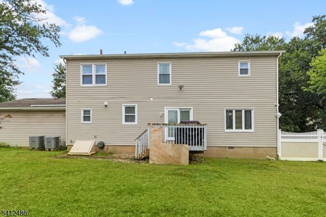 2 Hendrick Pl, Piscataway Twp., NJ 08854