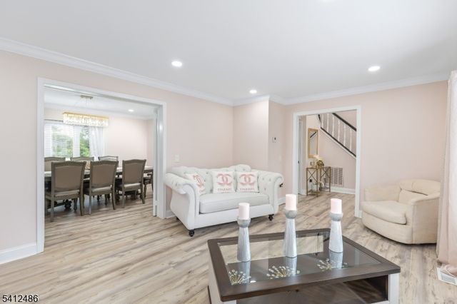 2 Hendrick Pl, Piscataway Twp., NJ 08854