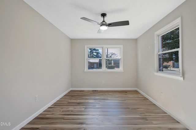 1034 Crayton Circle, Fayetteville, NC 28314