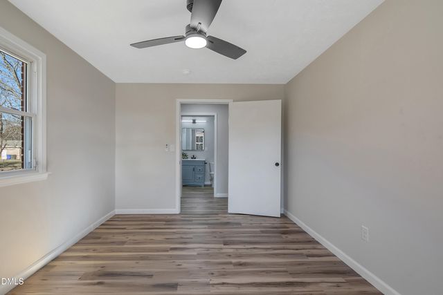 1034 Crayton Circle, Fayetteville, NC 28314