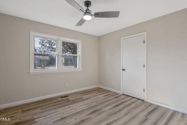 1034 Crayton Circle, Fayetteville, NC 28314
