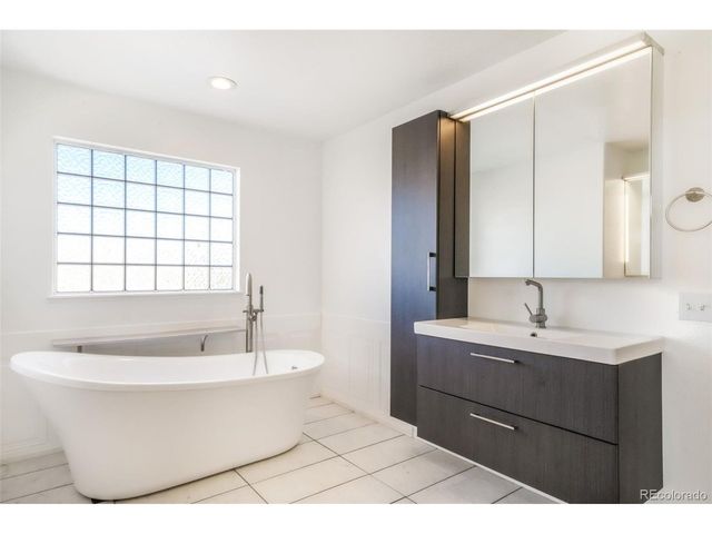 1675 Bowstring Rd, Monument, CO 80132