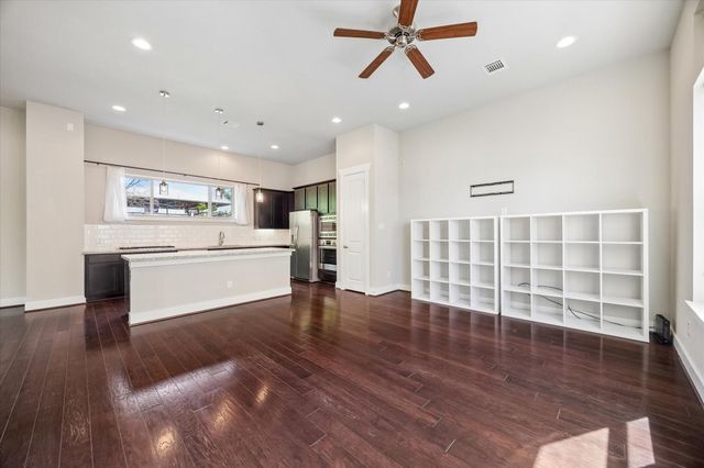 2103 Patterson Street, Houston, TX 77007