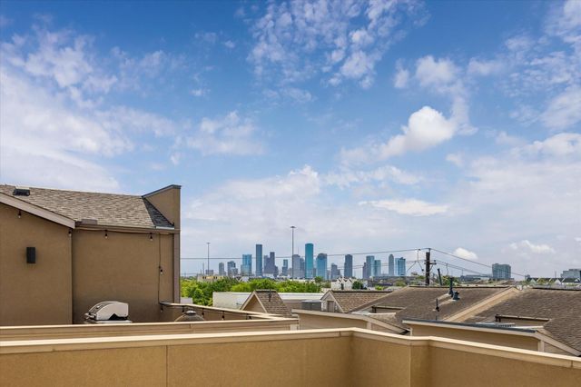 2103 Patterson Street, Houston, TX 77007