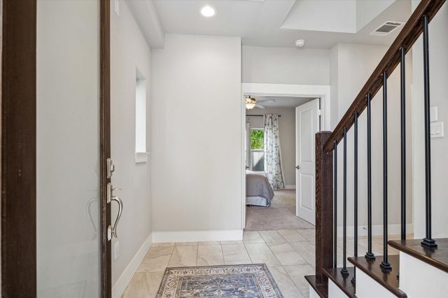 2103 Patterson Street, Houston, TX 77007